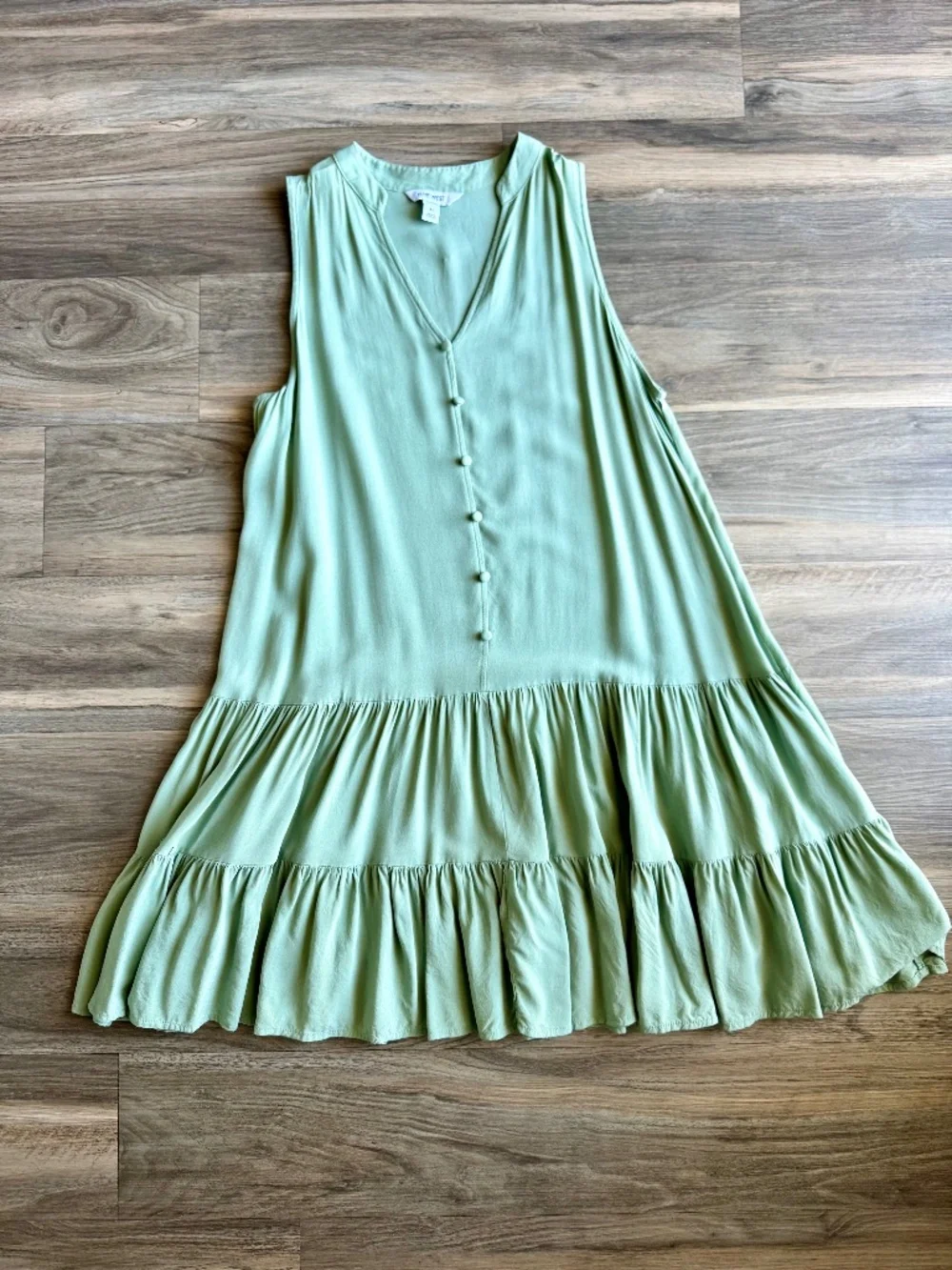 Coastal Minimalist Medium Mini Dress Tiered‎ Hem Button Front Sage